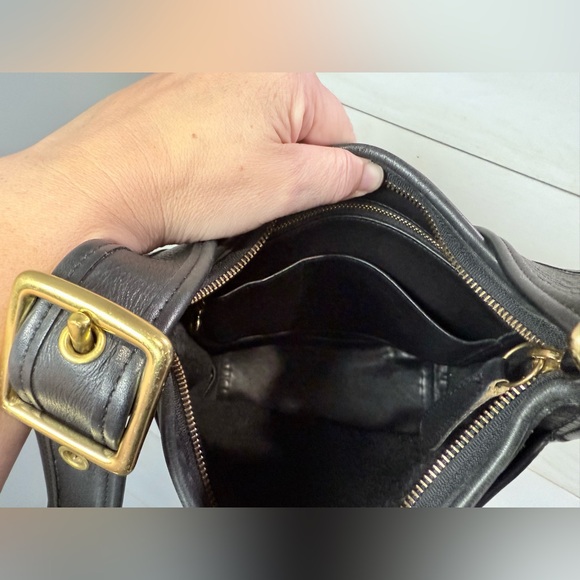 COACH Legacy Zip Bag Vintage 9966 Black Glove-Tanned Leather Made in USA 2001 - Picture 11 of 14